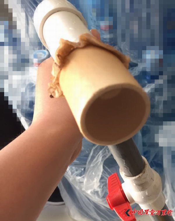 河北三河市端掉桶裝水造假黑窩點