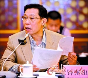 鐘南山:炮轟壯陽藥準(zhǔn)備6年 大醫(yī)院欺壓小醫(yī)院