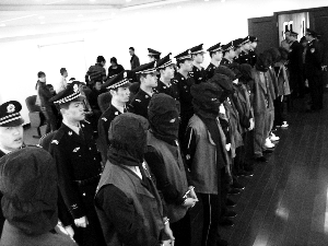 網購公司13人涉嫌詐騙156萬元被訴