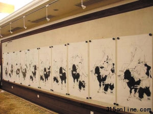 范曾流水線作畫現場。