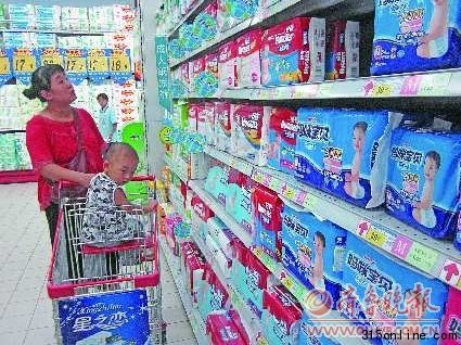 網傳紙尿褲過寬或致嬰兒變O形腿引熱議