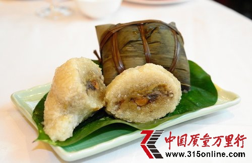 揭秘粽子里的秘密：硼砂粽子染色粽葉讓人擔心