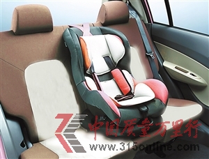 調(diào)查顯示僅三成接送車裝了寶寶椅