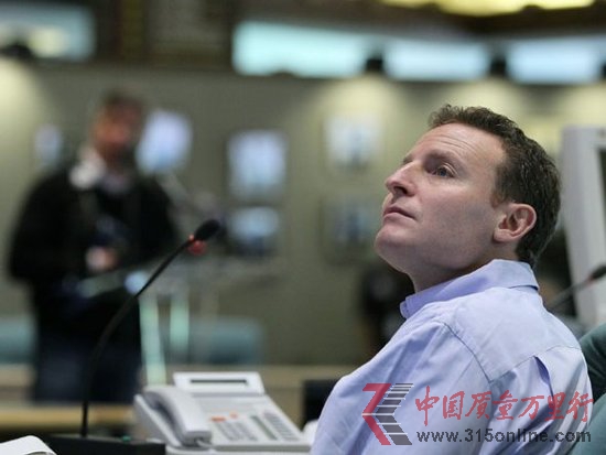 Facebook(ni)ʿ۹ CFO׬F(xin)500fԪ